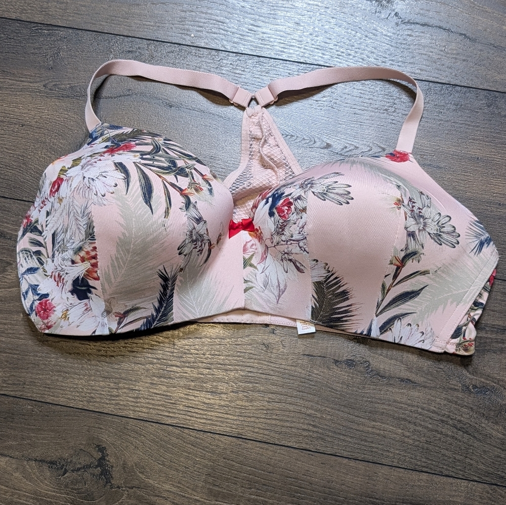 Cacique Pink Floral Women's Bra Size‎ 42 D